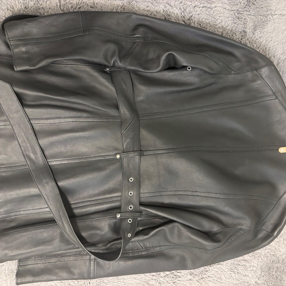 Mackage S leather jacket - Picture 2 of 7